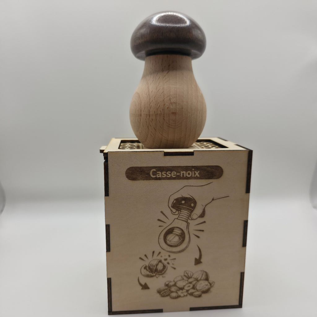 Casse noix / noisettes champignon