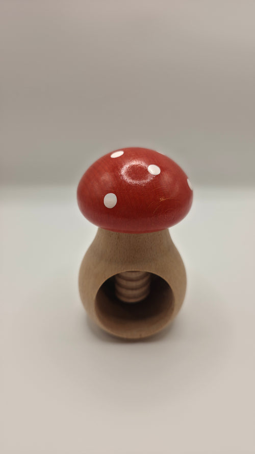 Casse noix / noisettes champignon