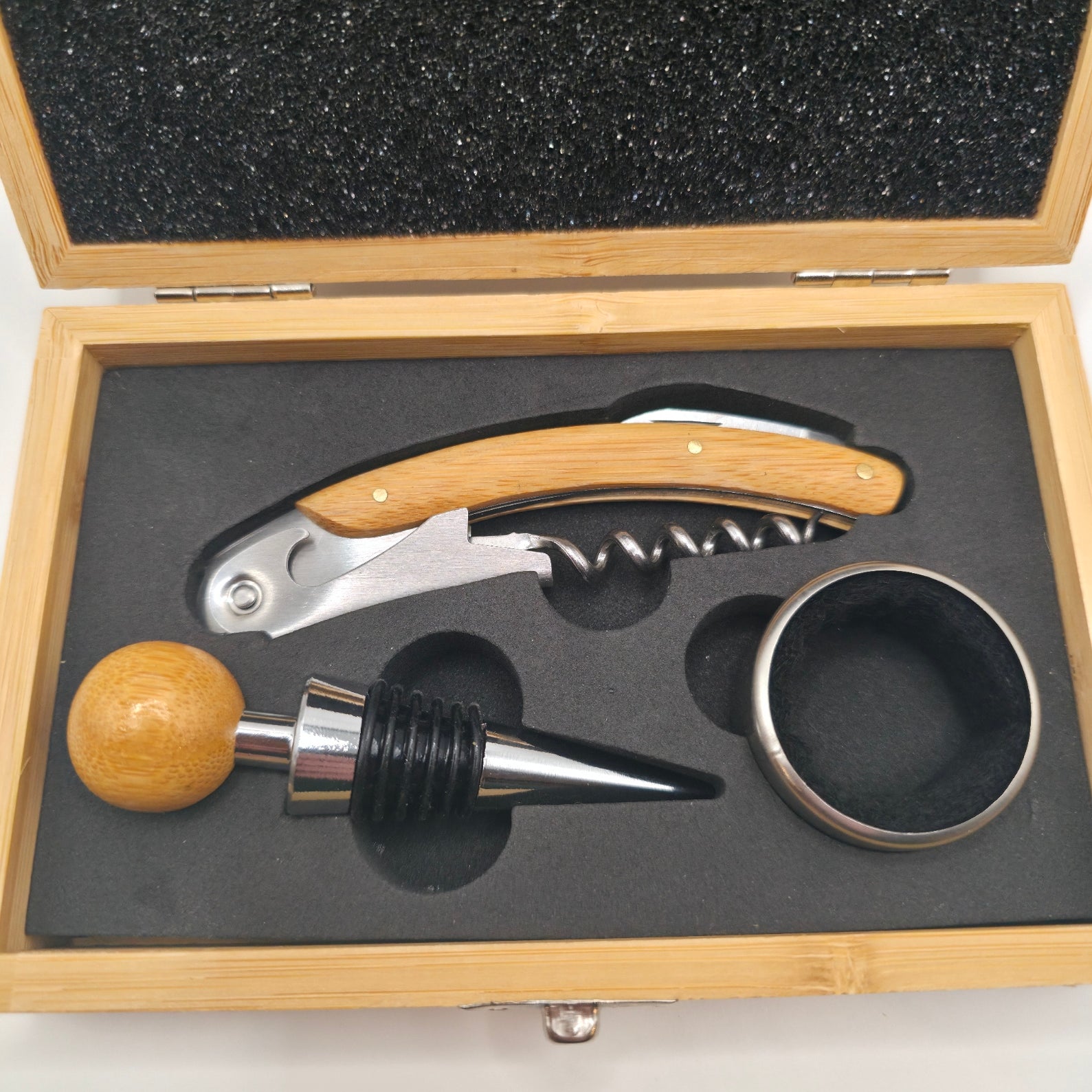 Coffret accessoires à vin