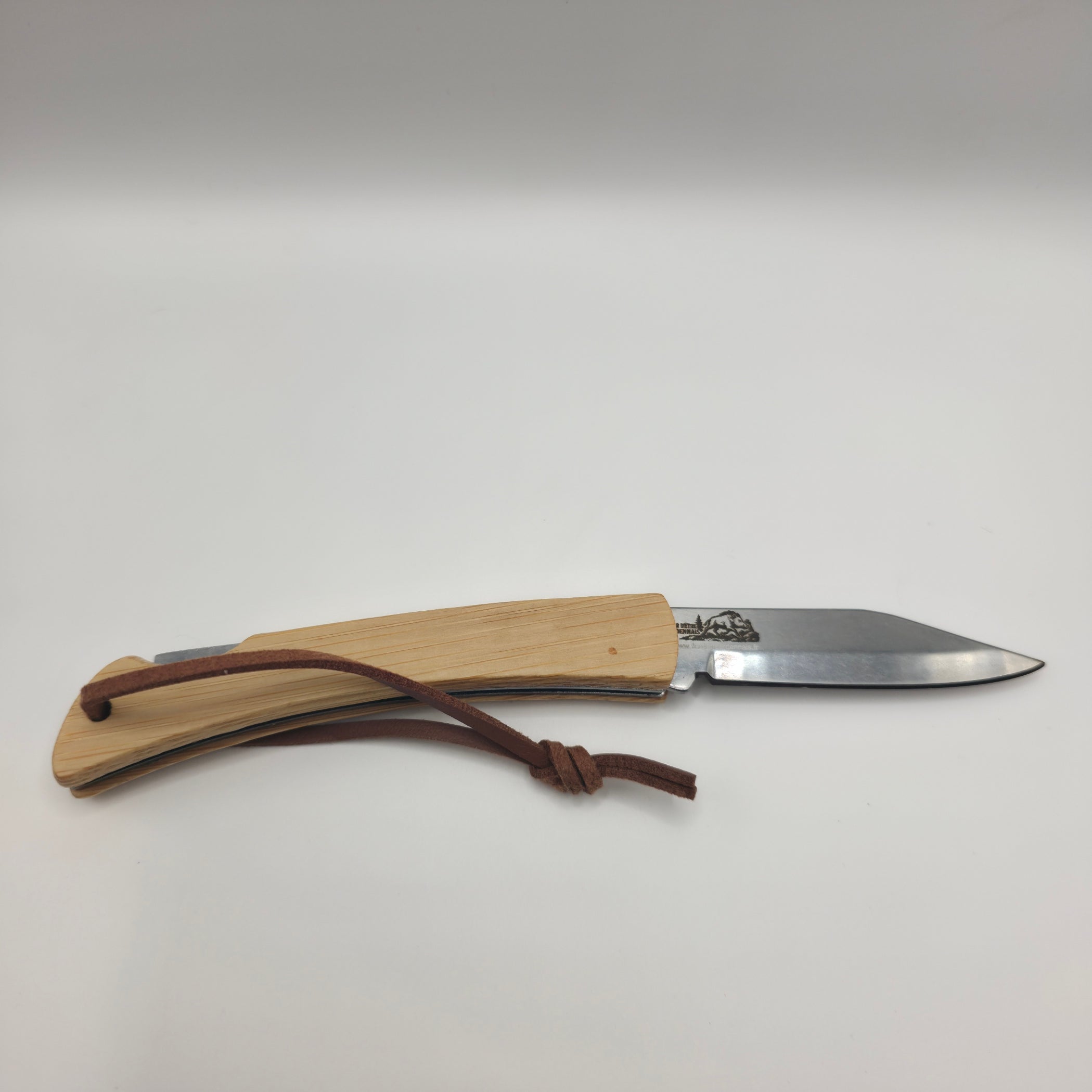 Couteau de poche en bambou